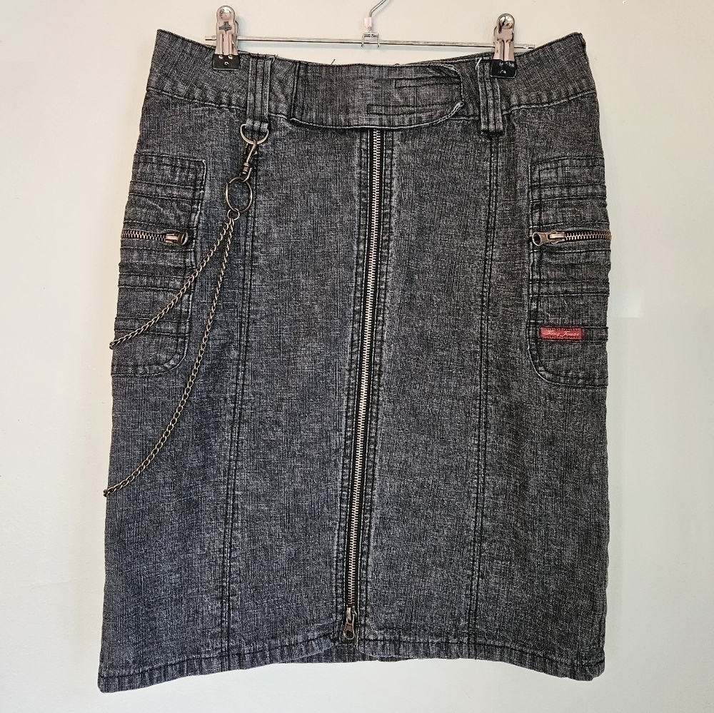 Vintage jeans skirt with removable chain by Foxyjeans, full zipper, size  5